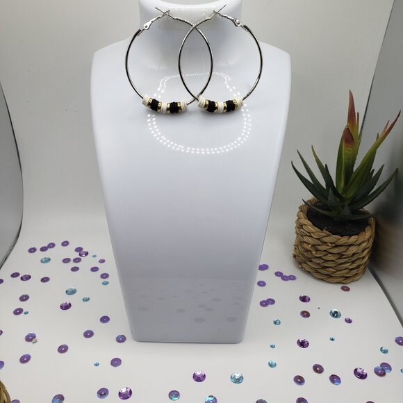 Hand Made Earrings Large Hoopes - Picture 2 of 3